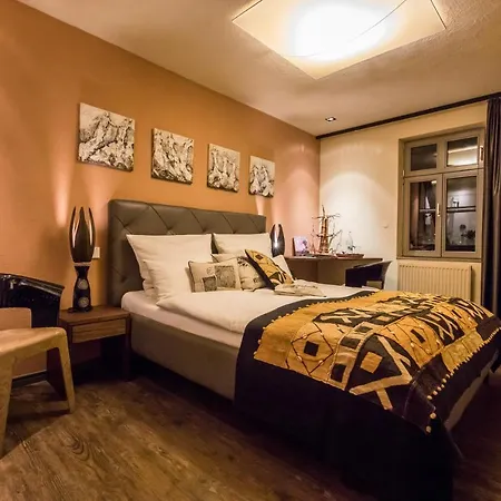 Farmerhaus-lodge Hotel Groß-Umstadt