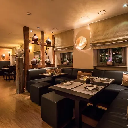 Farmerhaus-lodge Hotel 4*