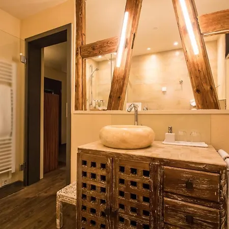 Farmerhaus-lodge Hotel