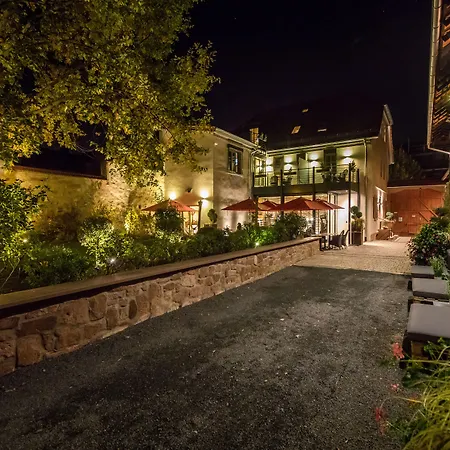 Farmerhaus-lodge Hotel