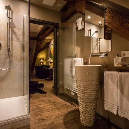 Farmerhaus-lodge Hotel