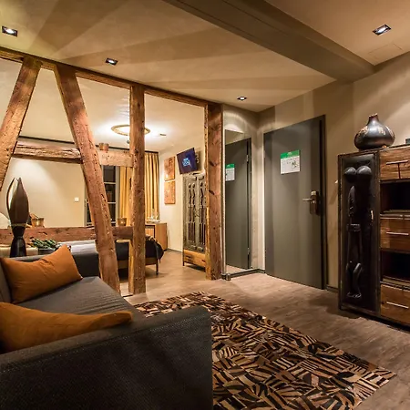 Farmerhaus-lodge Hotel 4*