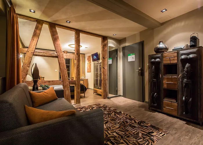 Farmerhaus-lodge Hotel 4*